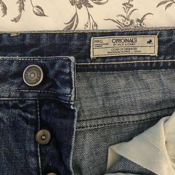 JACK & JONES REGULAR FIT RIPPED JEANS 32x32 - Picture 7 of 8